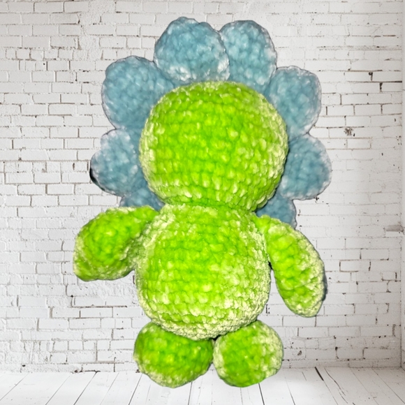 Hand Crocheted Sunflower baby - Picture 2 of 2